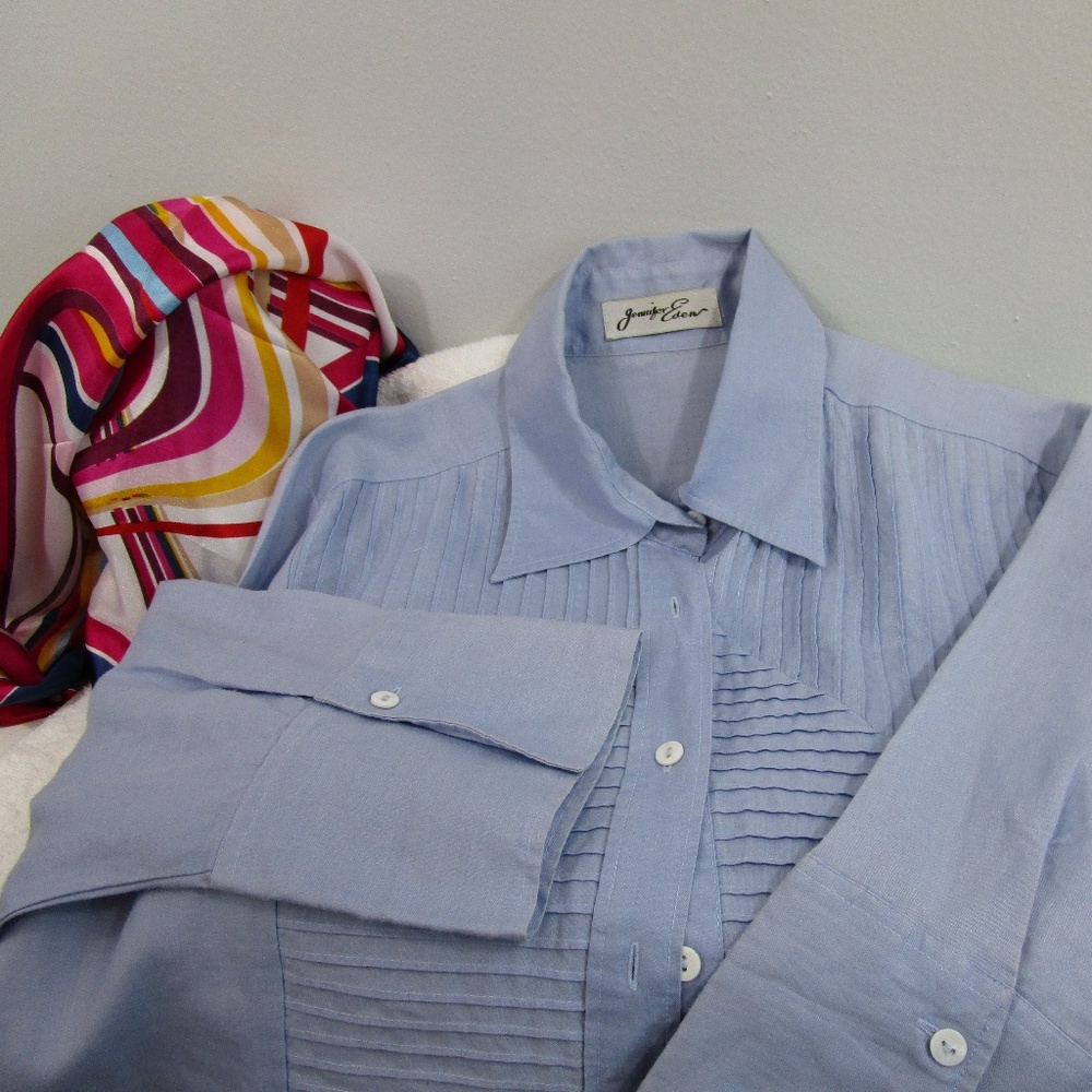 Vintage blue linen button front blouse size 8